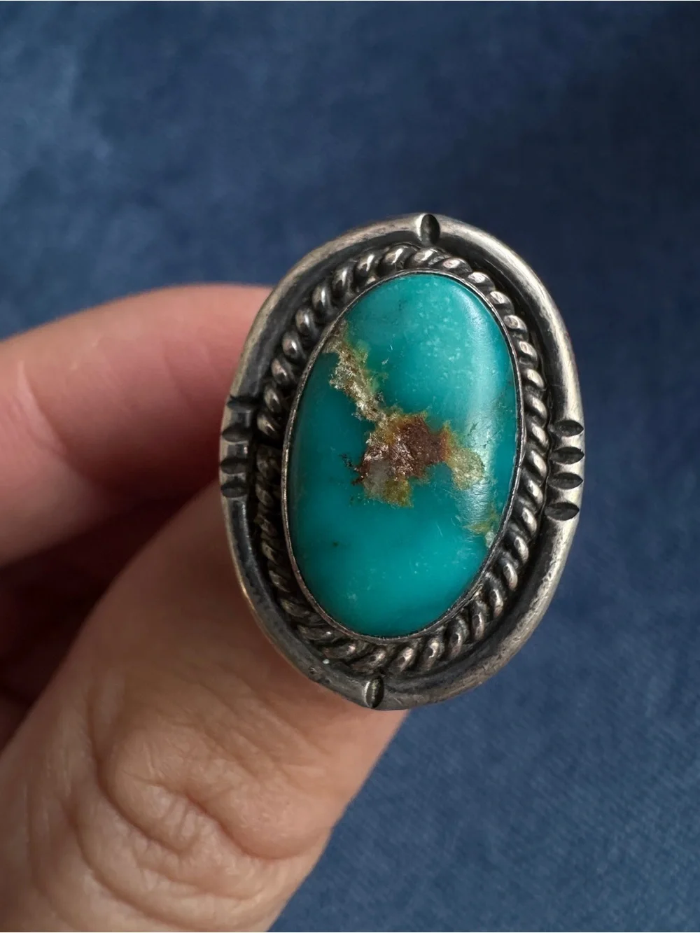 Vintage  Sterling Silver Native American Turquoise Ring Size 7